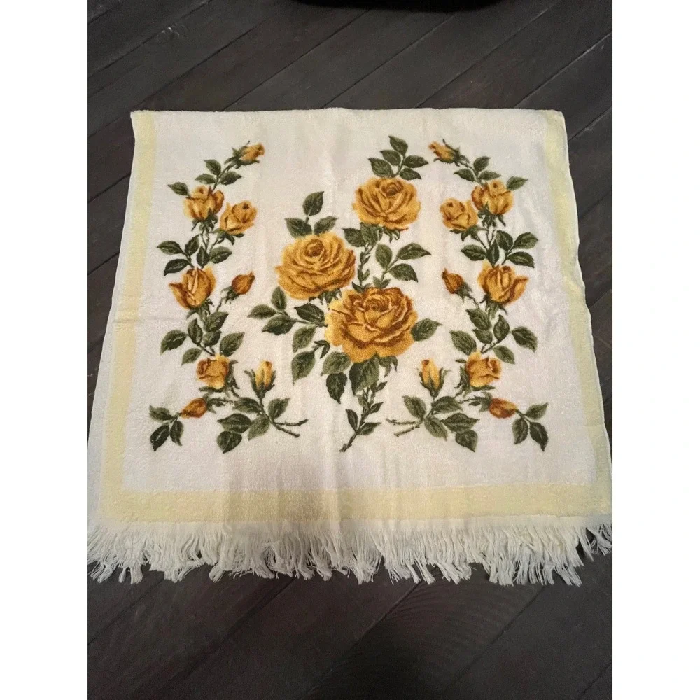 Vintage Fashion Manor Yellow Rose Towel Set 3pc Cotton Fringe Floral Retro 70s